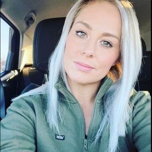 Meet your Posher, Nina